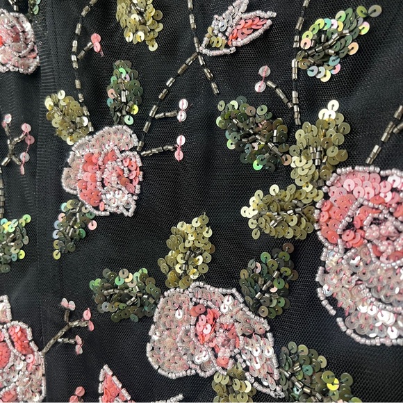 Elegant Formal Floral Embroidered Black Mesh Top with Boning - Picture 5 of 14